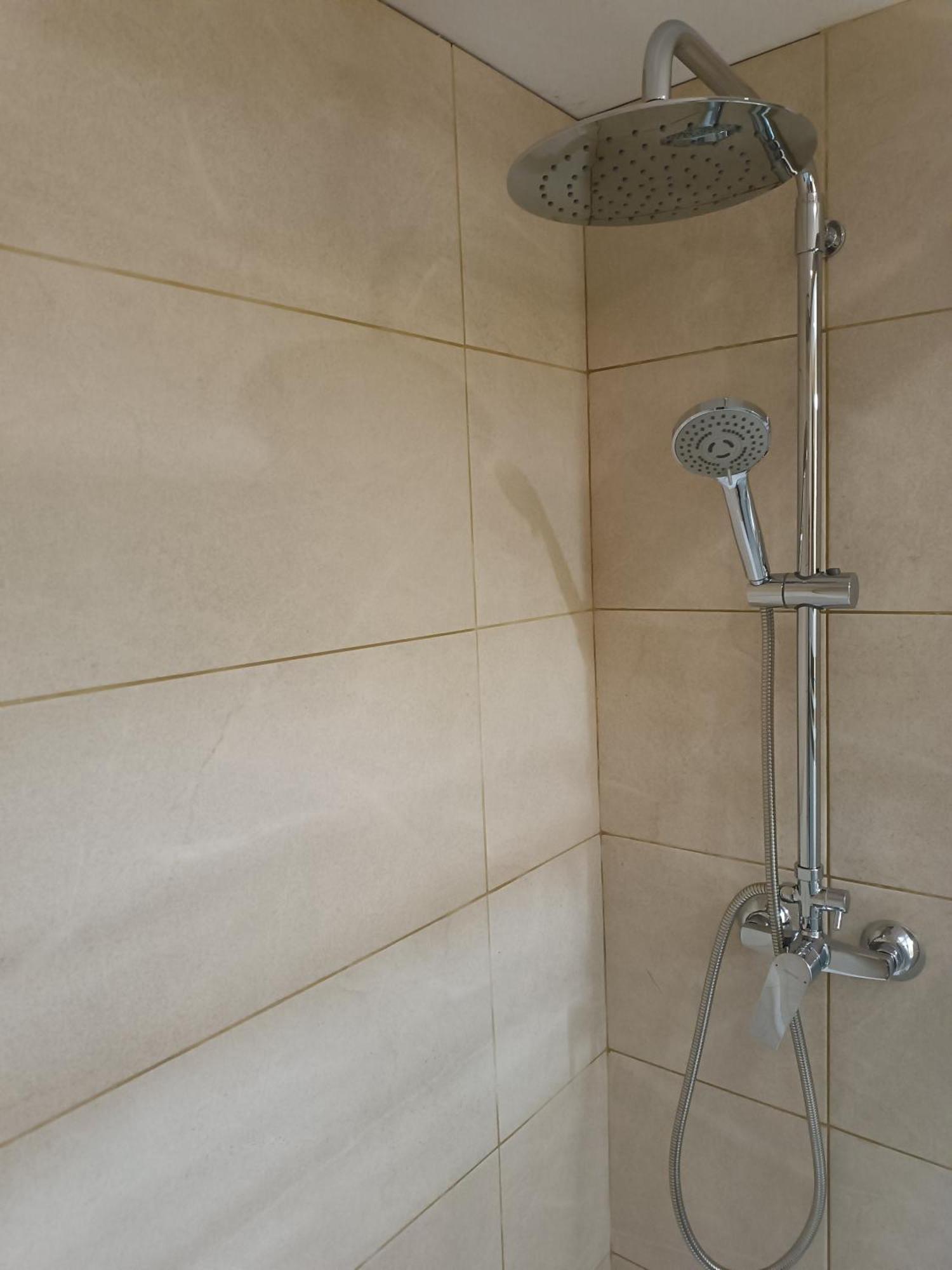Duplex Con Piscina En Rubi Apartment Ngoại thất bức ảnh